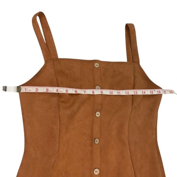 IRIS Suede Mini Dress with button detail
Size L - Picture 7 of 13